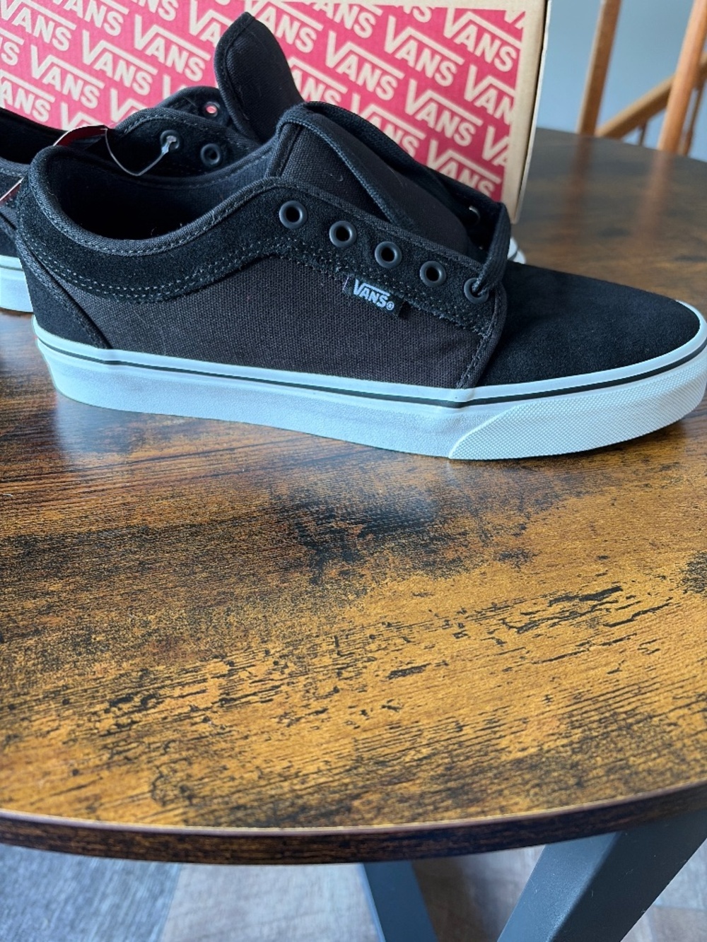 Vans Chukka Low Suede shoe